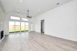 9606 Chateau Hill - Photo 8