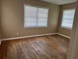 806 Avenue B - Photo 4