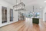 806 Fisher Street - Photo 10