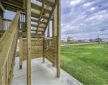 226 Bay Avenue - Photo 2