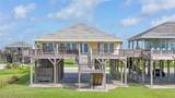 1508 Galveston Avenue - Photo 1