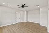 619 Chuckwagon Trail - Photo 19