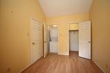 814 Knox Street - Photo 18