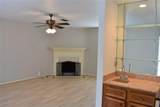 814 Knox Street - Photo 3