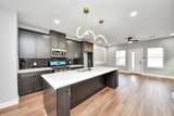 8121 Venus Street - Photo 8