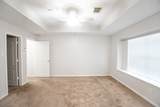 1722 Red Oak Terrace - Photo 11