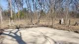 1640 Oaks Drive - Photo 3