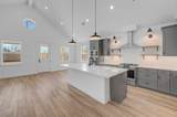 5411 Kingdom Heights Boulevard - Photo 8