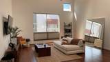 2918 Commerce Street - Photo 10