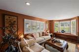 1034 Lake View Drive - Photo 10