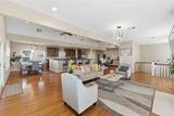 1813 Avenue A - Photo 6