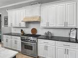 5910 Hawthorne Garden Way - Photo 8