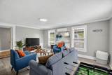1401 Collier Street - Photo 2