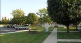 995 Meadow Ln - Photo 5