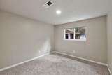 1915 Seven Oaks Drive - Photo 21