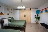 7916 Glenview Drive - Photo 19