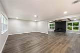 320 Burnett Drive - Photo 3