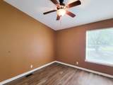 20284 Forest Woods Lane - Photo 24