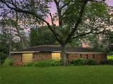 803 Avenue C - Photo 1