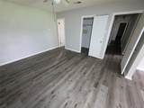 803 Avenue C - Photo 20