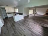 803 Avenue C - Photo 8