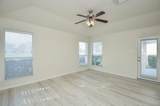 9511 Lakeway View Lane - Photo 11