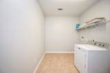 7427 Chathan Glen Ln - Photo 17