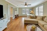1702 Vine Street - Photo 18