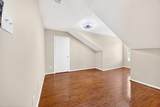 15014 Middle Oaks Boulevard - Photo 34