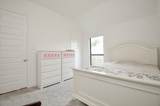1413 Swayze Street - Photo 23