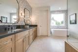 902 25TH Street - Photo 38