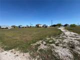 589 Swallow Drive - Photo 3