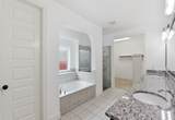 6010 Green Meadows Lane - Photo 18