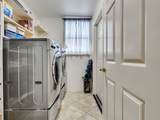 1922 Oakwood Court Drive - Photo 9