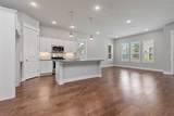 909 Oak Street - Photo 11