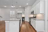 909 Oak Street - Photo 14
