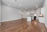 909 Oak Street - Photo 9