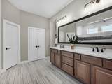 3103 Honeysuckle Way - Photo 21