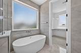 1424 23rd Street - Photo 2