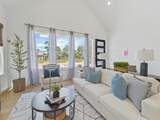 2406 Mann Street - Photo 2