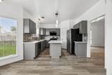 12206 Meadow Park Court - Photo 8