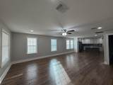 104 Mesquite Street - Photo 3
