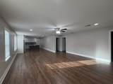 104 Mesquite Street - Photo 4