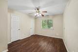 1805 Manor Circle - Photo 23