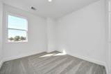 2210 Diagonal Lane - Photo 33
