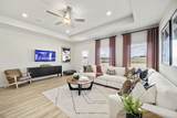 2821 Zircon Drive - Photo 4