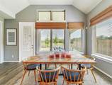9622 Chateau Hill Drive - Photo 11