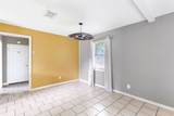 117 Queens Row - Photo 14