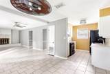 117 Queens Row - Photo 15