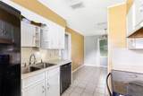 117 Queens Row - Photo 18